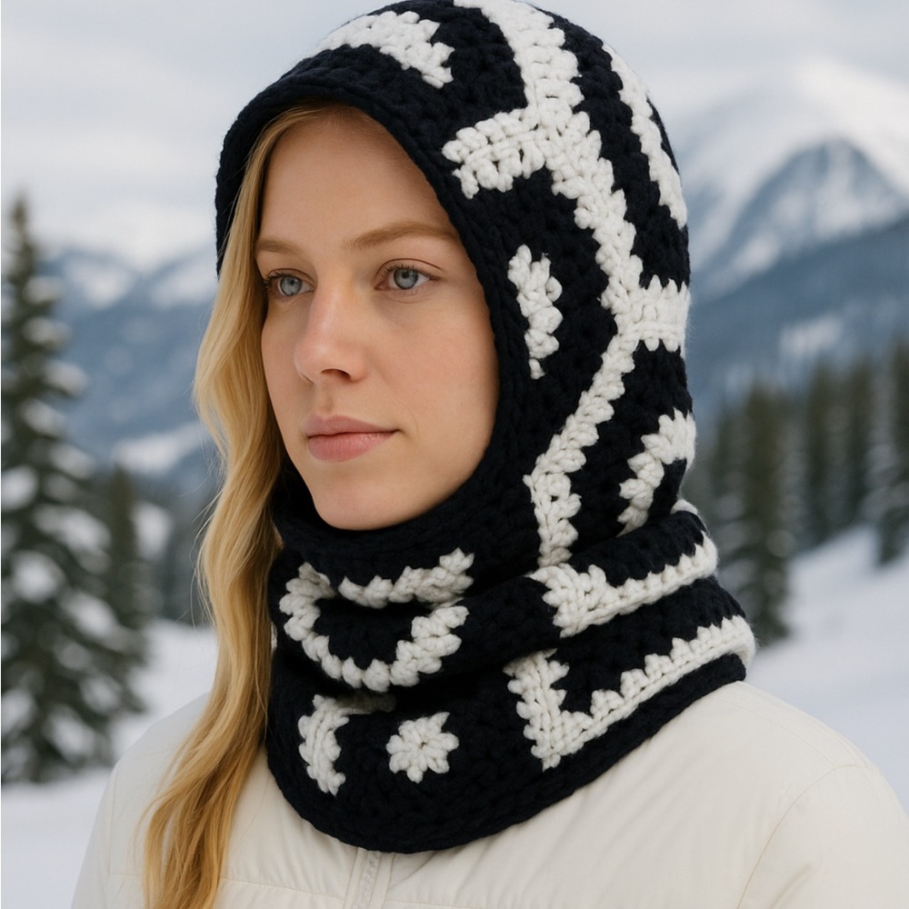 SUNDANCE Jenna Wool Blend Crochet Snood Balaclava - One Size - New